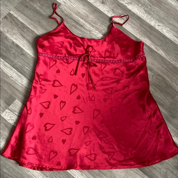 💜 Chic Red Heart Satin Lingerie Dress - Picture 1 of 2